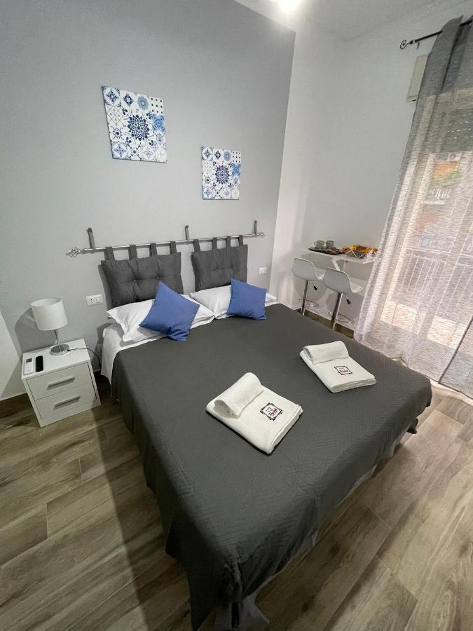 A Bone Guest House Catania Exterior photo