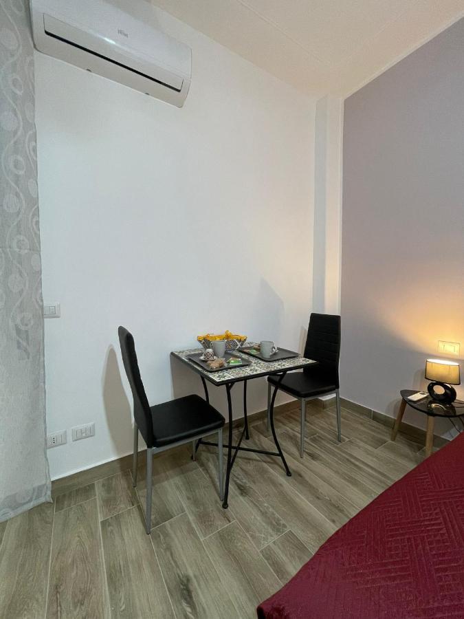 A Bone Guest House Catania Exterior photo